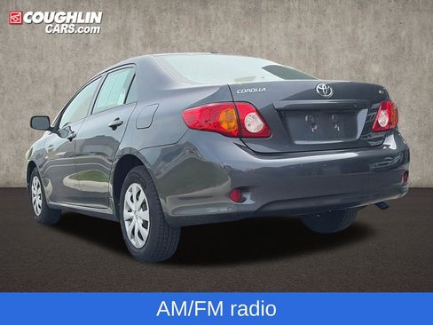 Used 2010 Toyota Corolla LE FWD image 6
