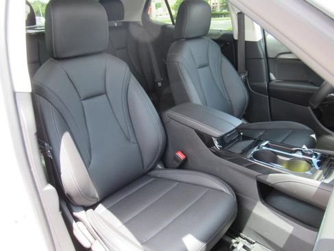 Used 2024 Buick Envision Preferred AWD/4WD image 9