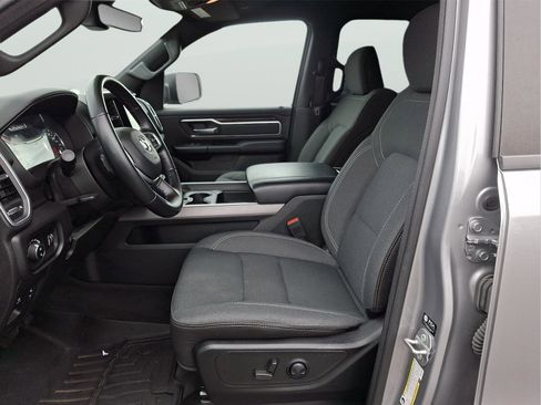 Used 2022 RAM 1500 Big Horn AWD/4WD image 39