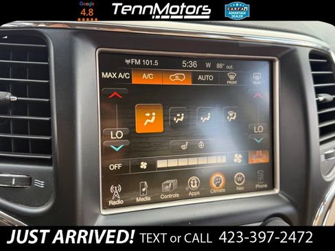 Used 2017 Jeep Grand Cherokee Limited AWD/4WD image 18