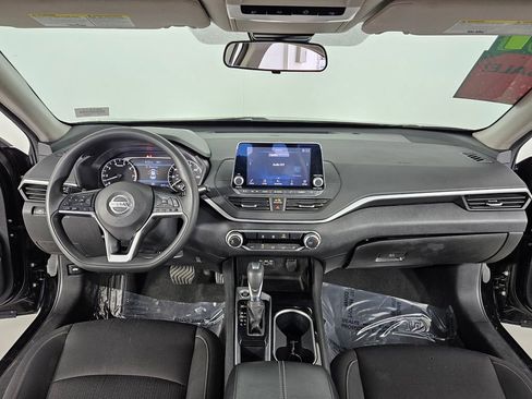 Used 2021 Nissan Altima 2.5 SV FWD image 24