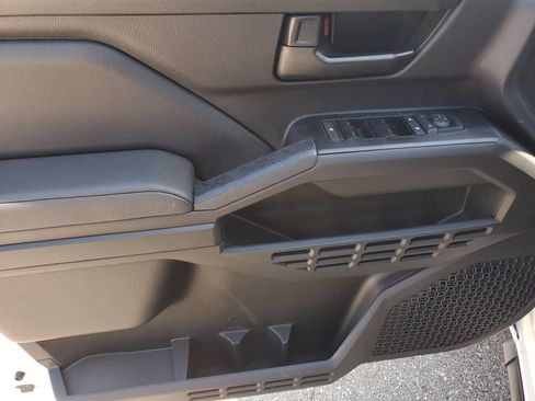 New 2026 Toyota Tacoma SR AWD/4WD image 19