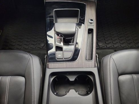 Used 2023 Audi Q5 2.0T Premium w/ Convenience Package image 28