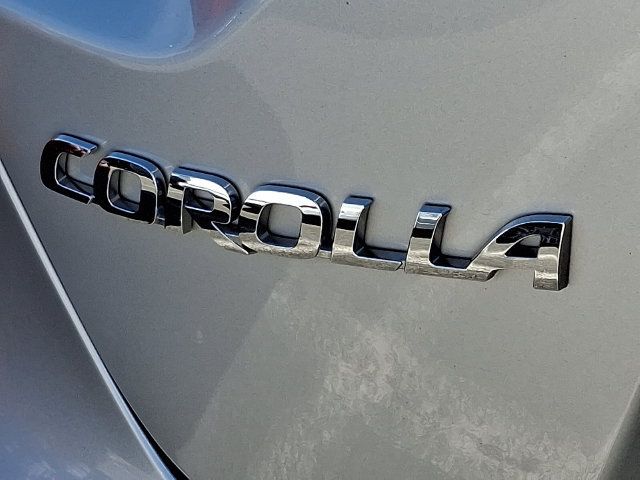 Used 2024 Toyota Corolla LE FWD image 9