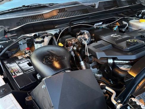 Used 2014 RAM 2500 Longhorn image 20