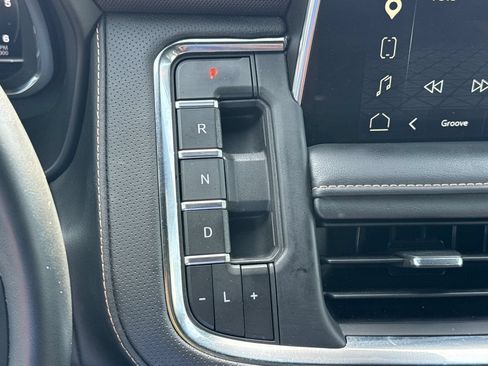 Used 2023 GMC Yukon AT4 w/ AT4 Premium Package AWD/4WD image 33