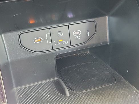 Used 2025 Kia Sorento SX FWD image 29