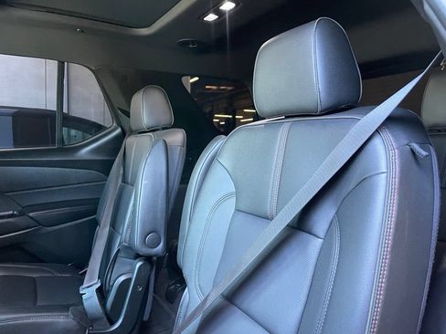 Used 2023 Chevrolet Traverse RS w/ LPO, Floor Liner Package AWD/4WD image 9