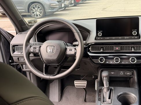Certified 2024 Honda Civic Sport image 17