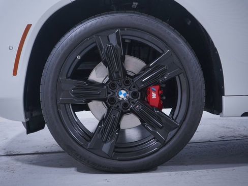 Used 2025 BMW X3 xDrive30i w/ M Sport Package image 2