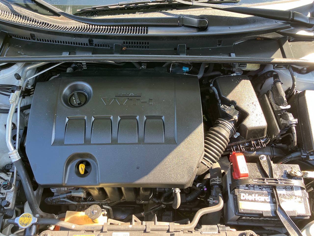 Used 2016 Toyota Corolla L FWD image 3
