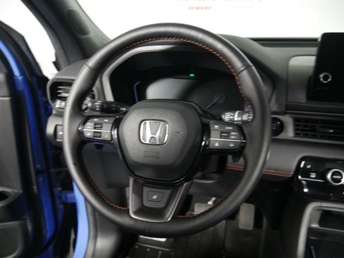 Used 2024 Honda Pilot TrailSport image 12