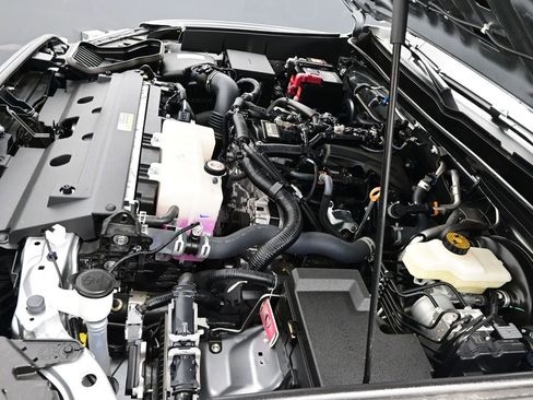 Used 2024 Toyota Tacoma TRD Off-Road image 10