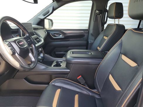 Used 2023 GMC Yukon AT4 w/ AT4 Premium Plus Package AWD/4WD image 18