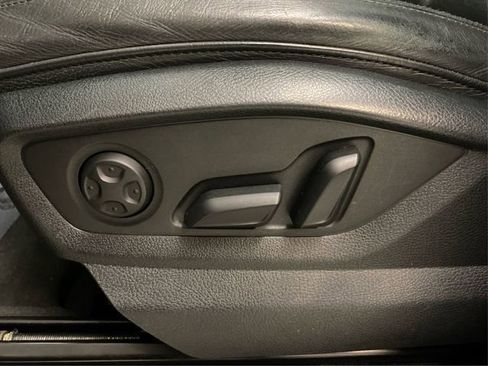 Used 2017 Audi Q7 2.0T Premium Plus w/ Premium Plus Package image 24