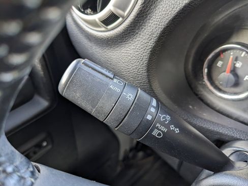 Used 2017 Jeep Wrangler Unlimited Sahara w/ Connectivity Group image 42