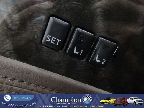 Used 2023 Nissan Armada Platinum w/ Captain's Chairs Package AWD/4WD image 29