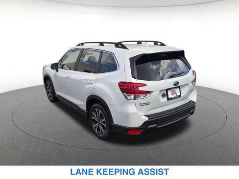 Used 2023 Subaru Forester Limited AWD/4WD image 9
