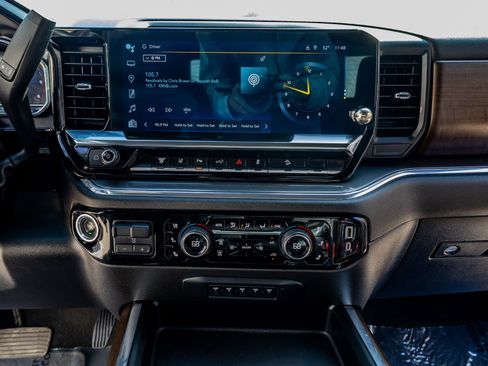 Used 2024 Chevrolet Silverado 3500 High Country w/ Technology Package image 25