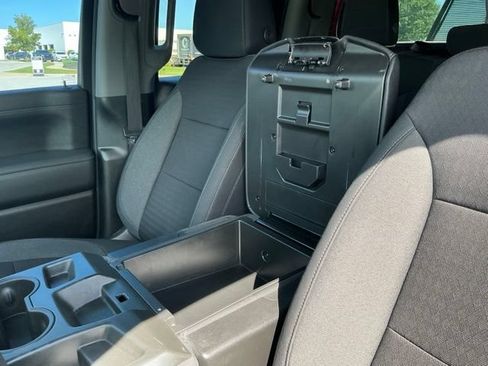 Used 2022 GMC Sierra 1500 SLE w/ Driver Alert Package II AWD/4WD image 33