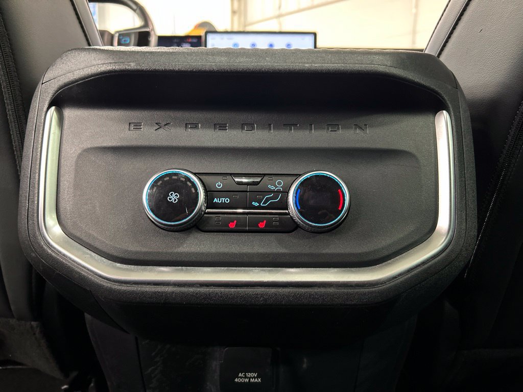 Certified 2025 Ford Expedition Max Platinum AWD/4WD image 27