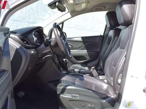 Used 2020 Buick Encore Essence AWD/4WD image 10