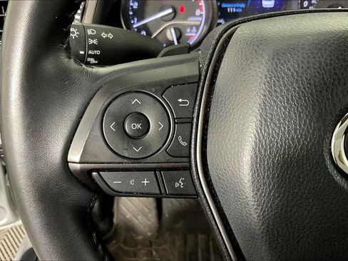 Used 2022 Toyota Camry SE image 26