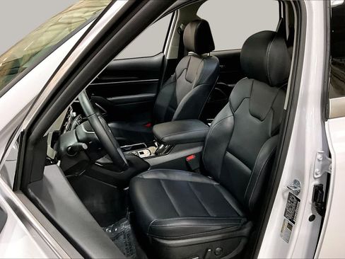 Used 2025 Kia Telluride S AWD/4WD image 8