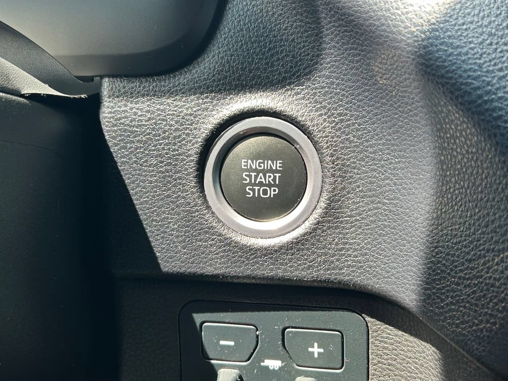 Used 2024 Toyota Tundra SR5 AWD/4WD image 25