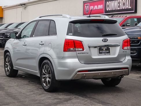 Used 2012 Kia Sorento SX FWD image 6