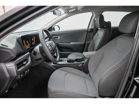 New 2025 Kia K4 image 17