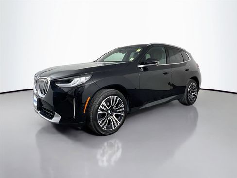 Used 2025 BMW X3 xDrive30 w/ Premium Package AWD/4WD image 2