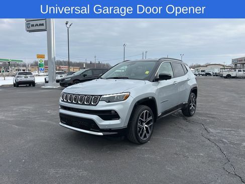 Used 2024 Jeep Compass Limited w/ Elite Group image 8