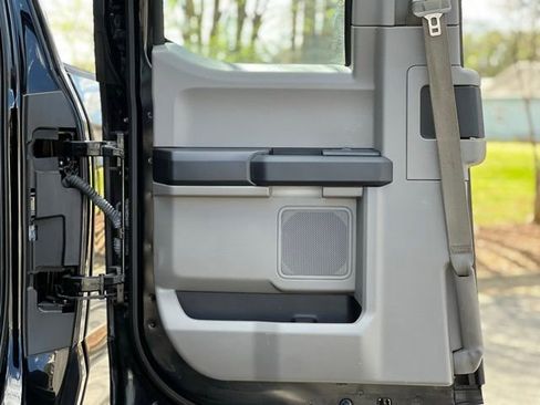 Used 2016 Ford F150 XL w/ Equipment Group 101A Mid image 14