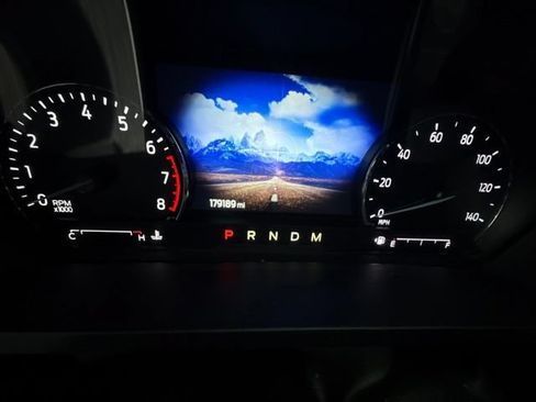 Used 2020 Ford Explorer XLT w/ Equipment Group 202A AWD/4WD image 2