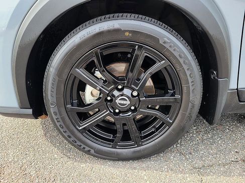 Used 2024 Nissan Kicks SR w/ SR Premium Package image 8