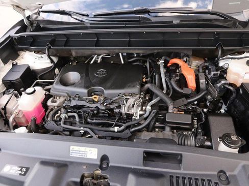 Used 2021 Toyota Highlander Platinum image 30