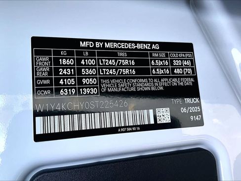 New 2025 Mercedes-Benz Sprinter 2500 image 18