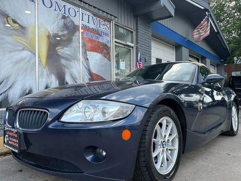Used 2005 BMW Z4 2.5i image 7