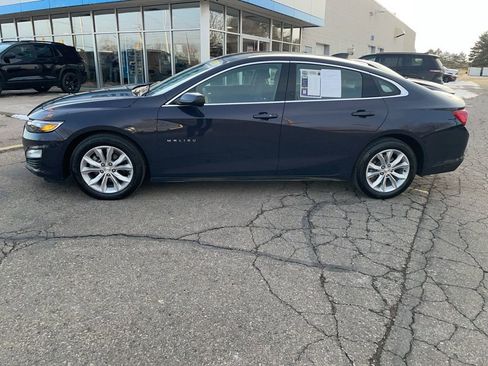 Certified 2025 Chevrolet Malibu LT image 2