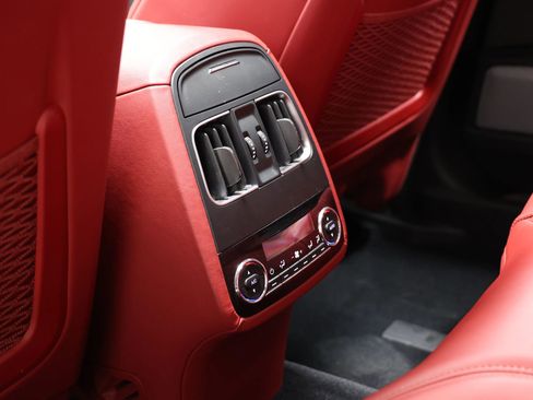Used 2021 Maserati Levante GTS AWD/4WD image 62