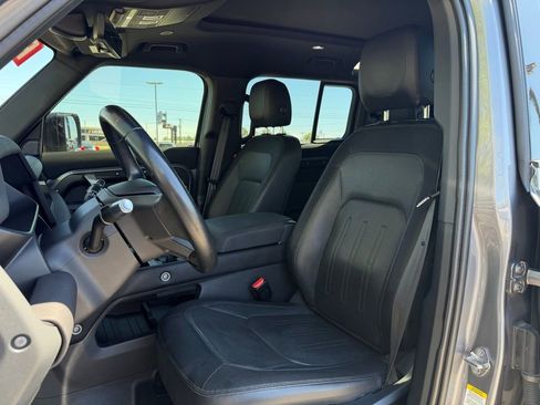 Used 2022 Land Rover Defender 110 X-Dynamic SE image 11