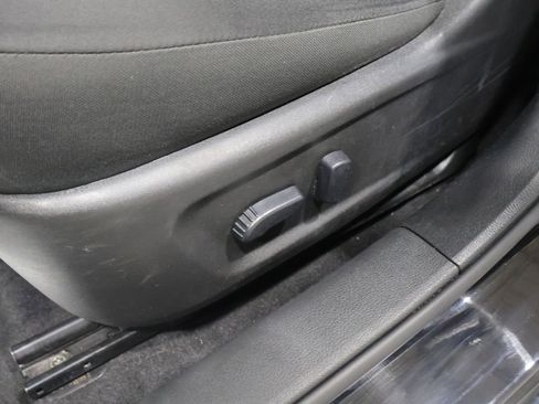 Used 2024 Nissan Altima 2.5 SV AWD/4WD image 12