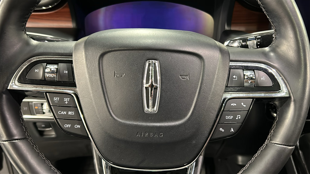 Used 2023 Lincoln Nautilus Reserve w/ Monochromatic Package AWD/4WD image 12