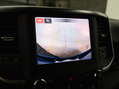 Used 2022 RAM 1500 Big Horn AWD/4WD image 29