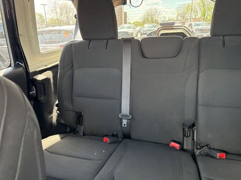 Used 2021 Jeep Wrangler Unlimited Sport AWD/4WD image 14