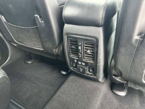 Used 2019 Dodge Durango R/T image 13