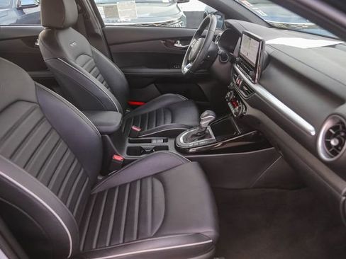 Used 2022 Kia Forte GT-Line w/ GT-Line Premium Package image 18