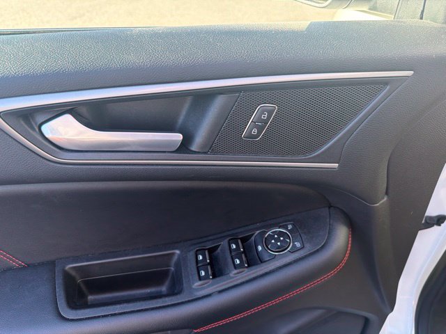 Used 2022 Ford Edge ST-Line AWD/4WD image 6