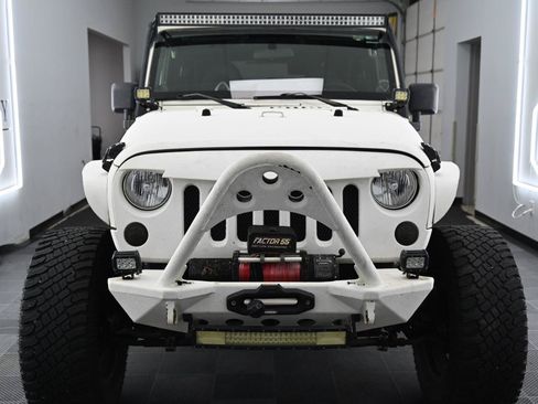 Used 2009 Jeep Wrangler X AWD/4WD image 6